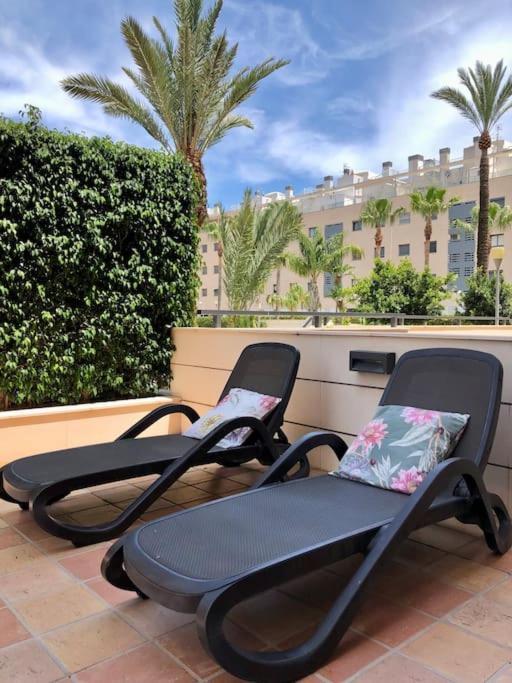 Hogar Brisa De Las Marinas Acogedor Apartamento Con Amplia Terraza Y Acceso Directo A Las Piscinas-Comfortable Apartment With Spacious Terrace And Direct Pool Access Denia Exterior photo