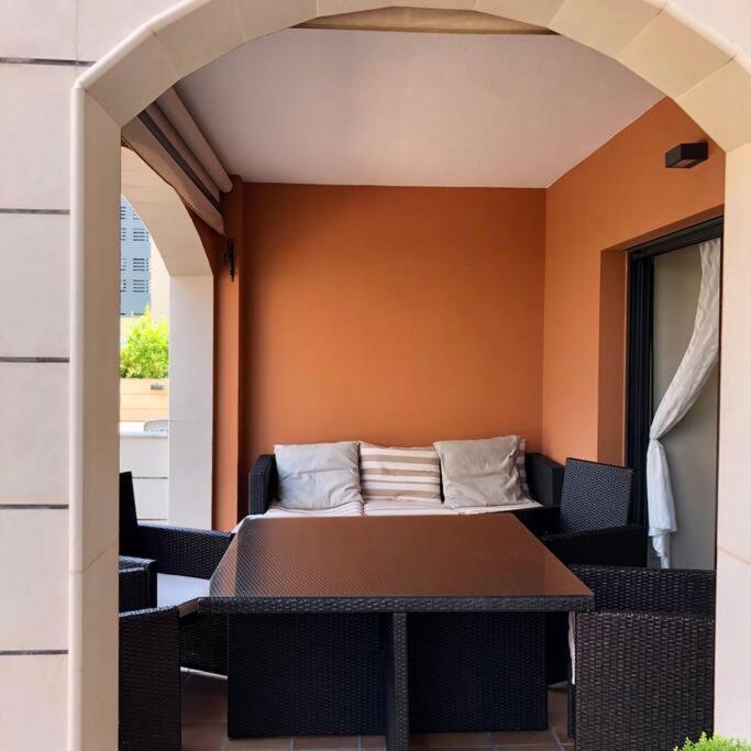 Hogar Brisa De Las Marinas Acogedor Apartamento Con Amplia Terraza Y Acceso Directo A Las Piscinas-Comfortable Apartment With Spacious Terrace And Direct Pool Access Denia Exterior photo