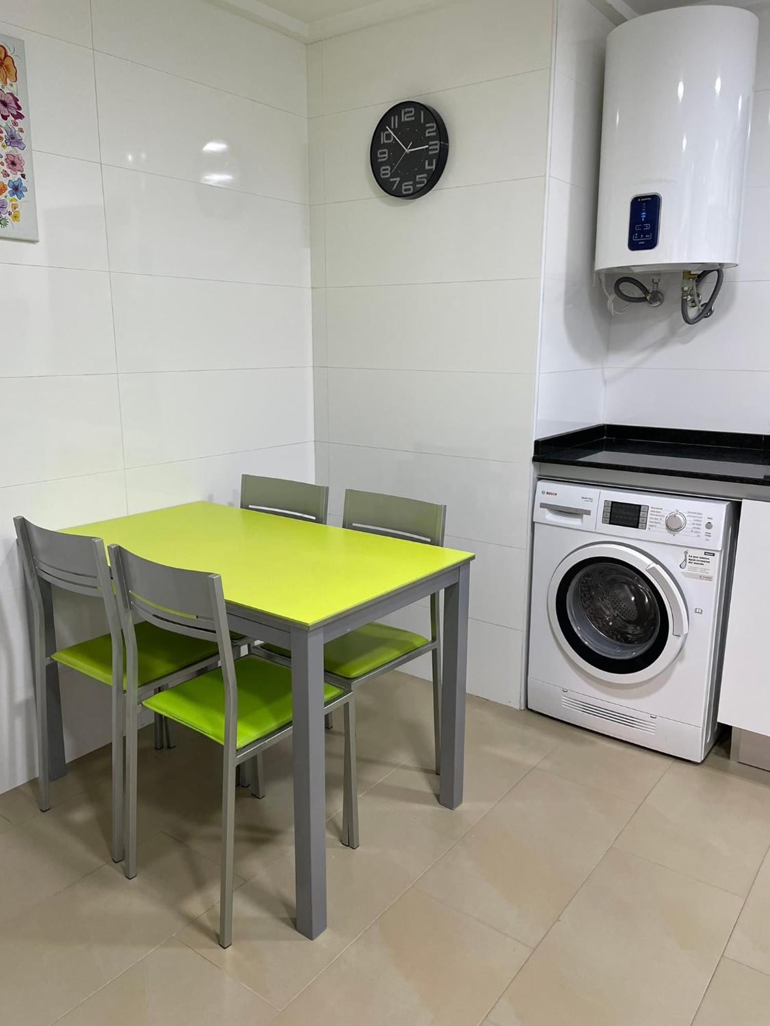 Hogar Brisa De Las Marinas Acogedor Apartamento Con Amplia Terraza Y Acceso Directo A Las Piscinas-Comfortable Apartment With Spacious Terrace And Direct Pool Access Denia Exterior photo
